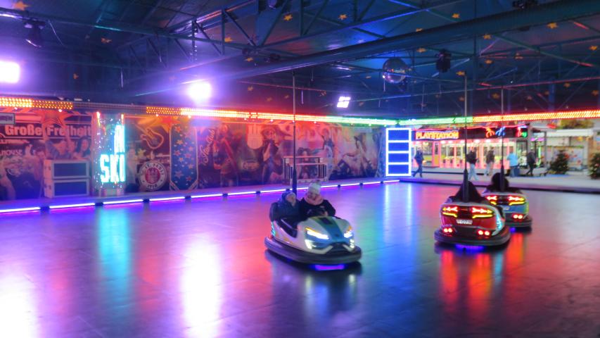 Waltraut im Autoscooter